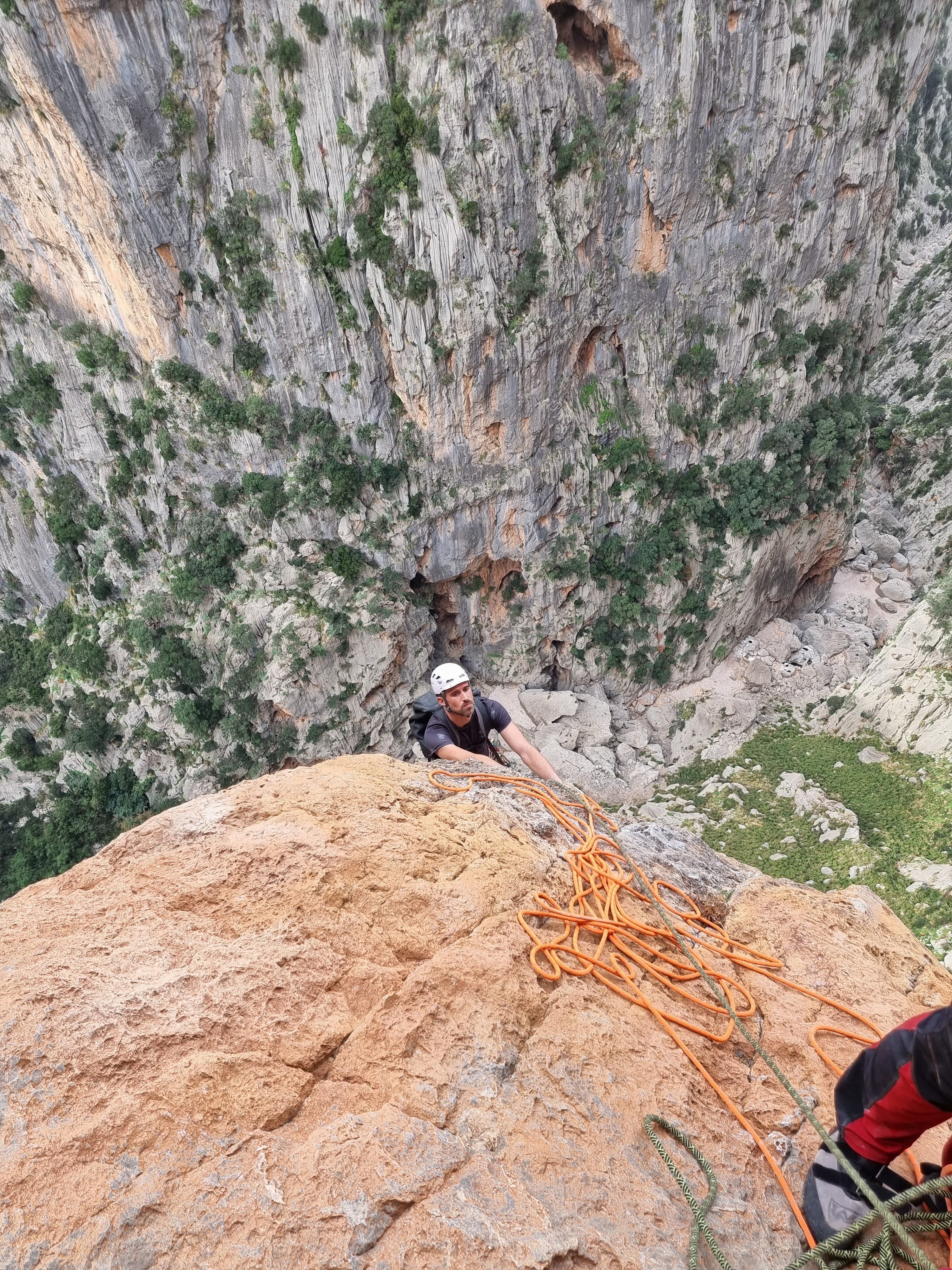 ESCALADA VÍA LARGA EN MALLORCA
